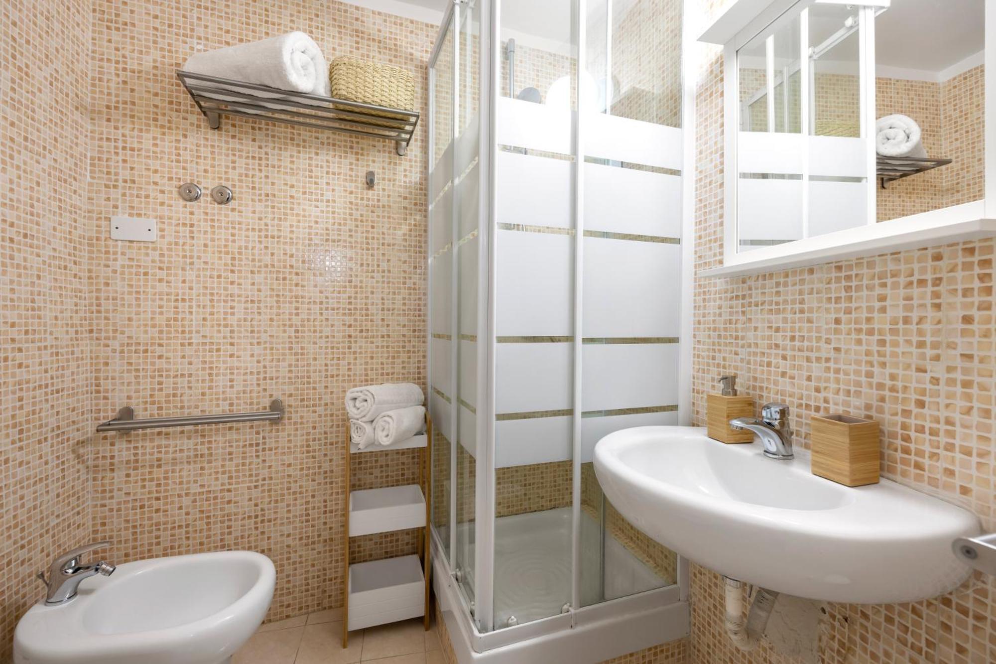 Agata E Rosalia 2 Bedroom Flat At The Quattro Canti Palermo Dış mekan fotoğraf